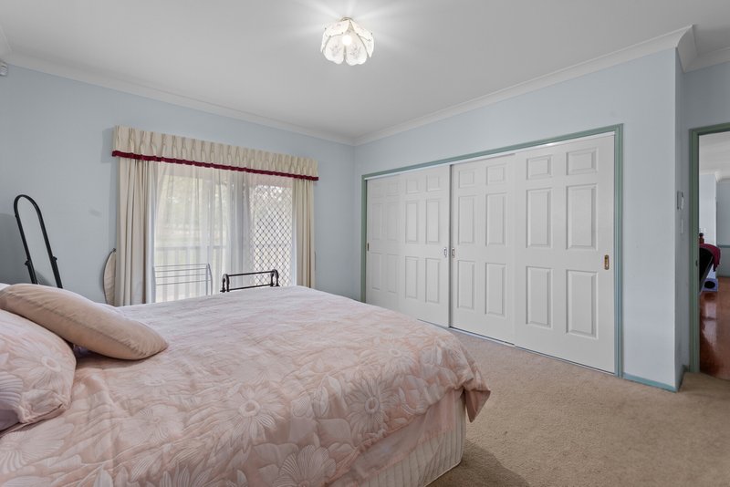 Photo - 24 Endell Street, Bridgeman Downs QLD 4035 - Image 13