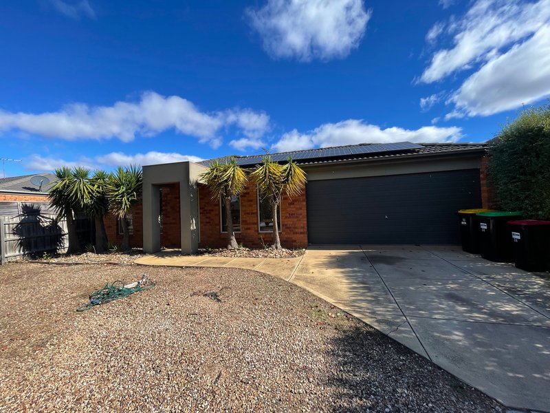 Photo - 24 Erskine Way, Melton West VIC 3337 - Image 2