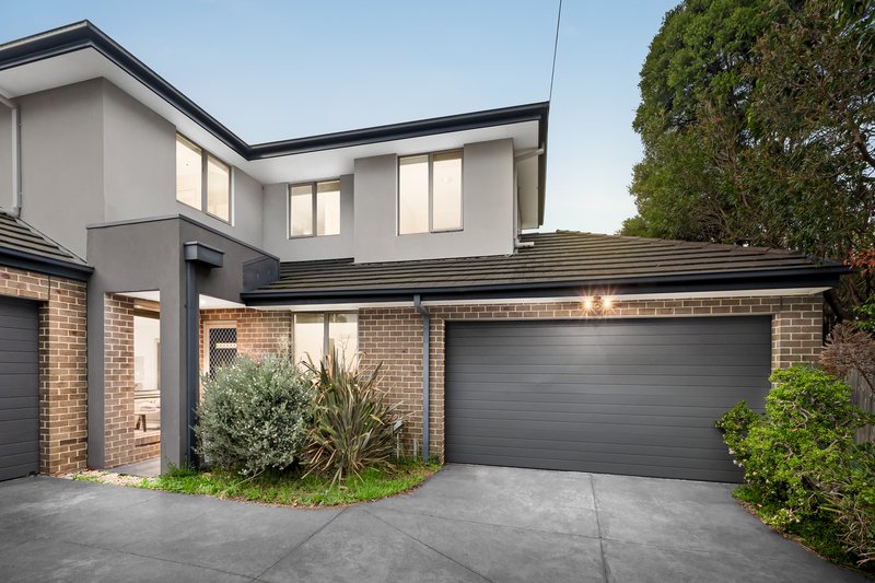 Photo - 2/4 Eva Street, Clayton VIC 3168 - Image 1