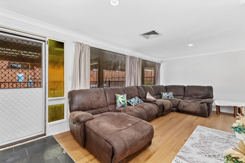 Photo - 24 Explorers Way, St Clair NSW 2759 - Image 2