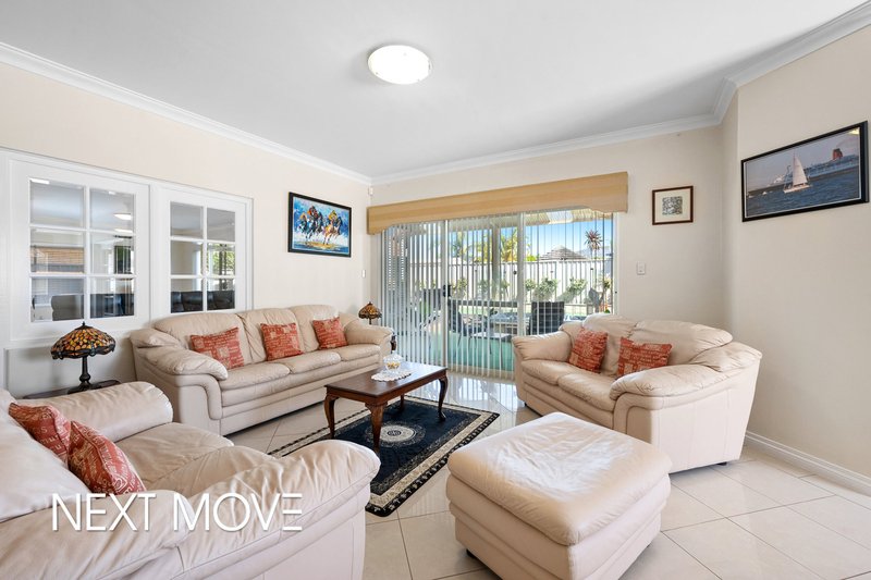 Photo - 24 Fairbairn Road, Coogee WA 6166 - Image 12