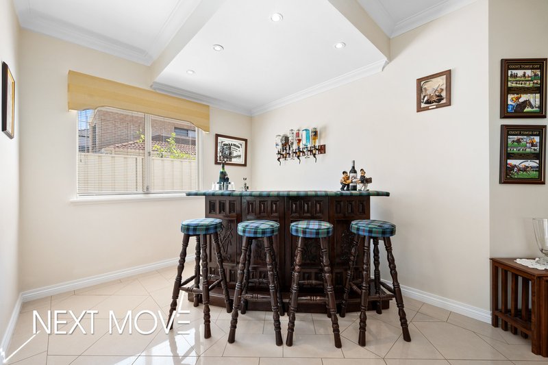 Photo - 24 Fairbairn Road, Coogee WA 6166 - Image 13