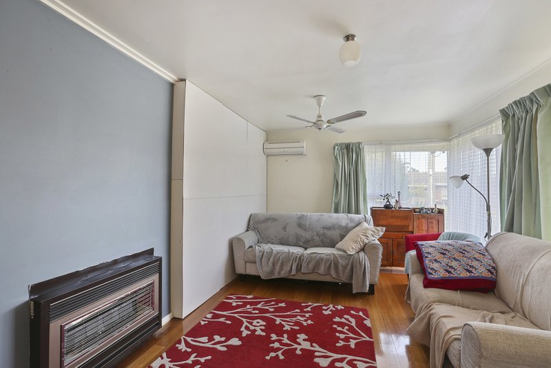 Photo - 24 Fairfield Avenue, Belmont VIC 3216 - Image 3