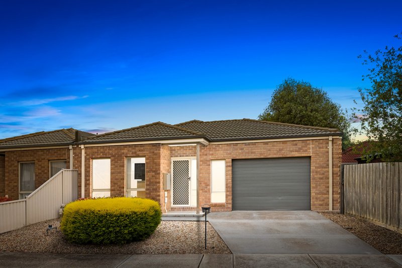 2/4 Falcon Street, Werribee VIC 3030