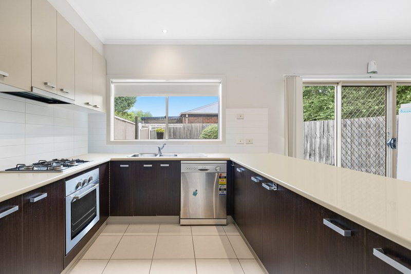 Photo - 2/4 Falcon Street, Werribee VIC 3030 - Image 3