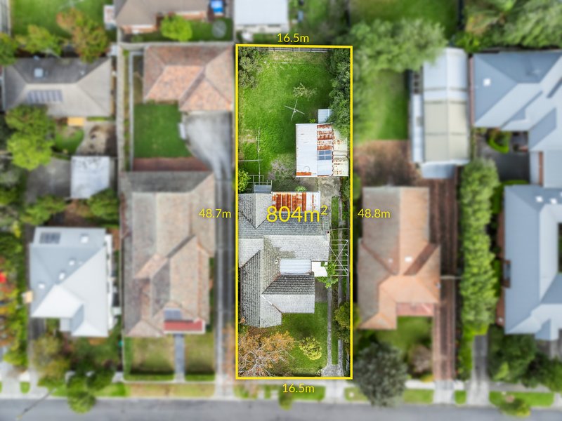 Photo - 24 Farleigh Avenue, Burwood VIC 3125 - Image 2