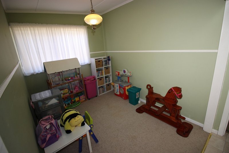 Photo - 24 Fifth Street, Boolaroo NSW 2284 - Image 3