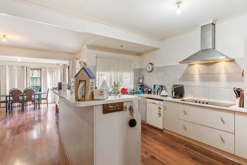 Photo - 24 Finchley Street, Clovelly Park SA 5042 - Image 6