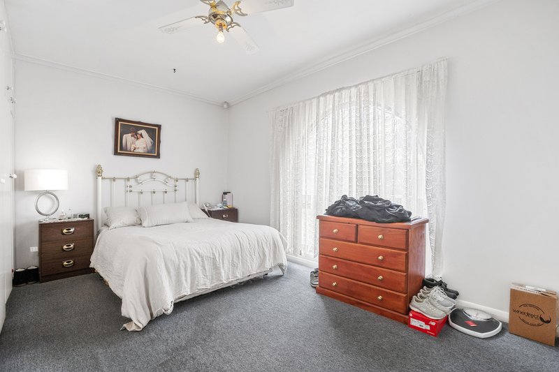 Photo - 24 Finchley Street, Clovelly Park SA 5042 - Image 19