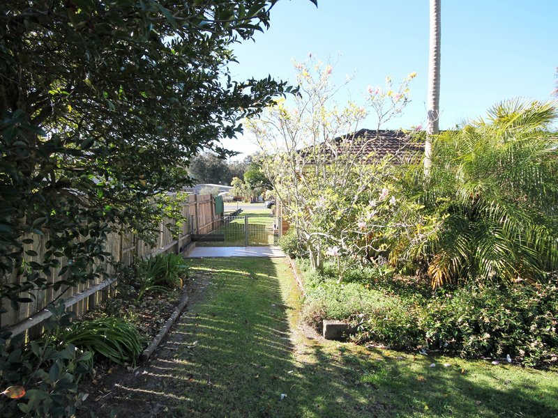 Photo - 24 First Avenue, Erowal Bay NSW 2540 - Image 15