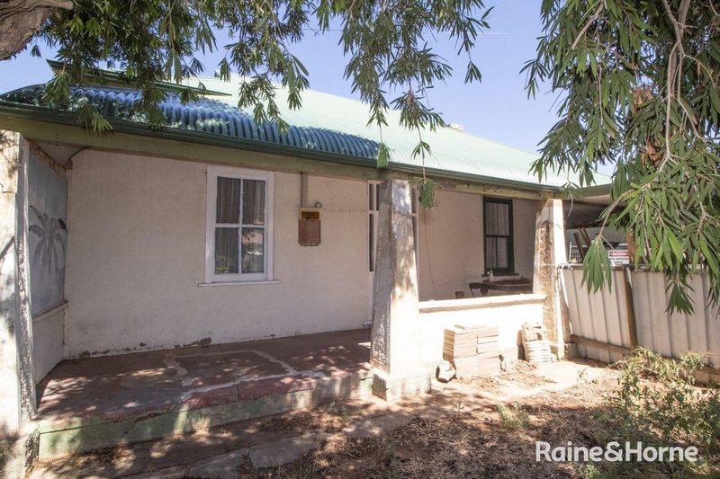 24 Flinders Street, Port Augusta SA 5700