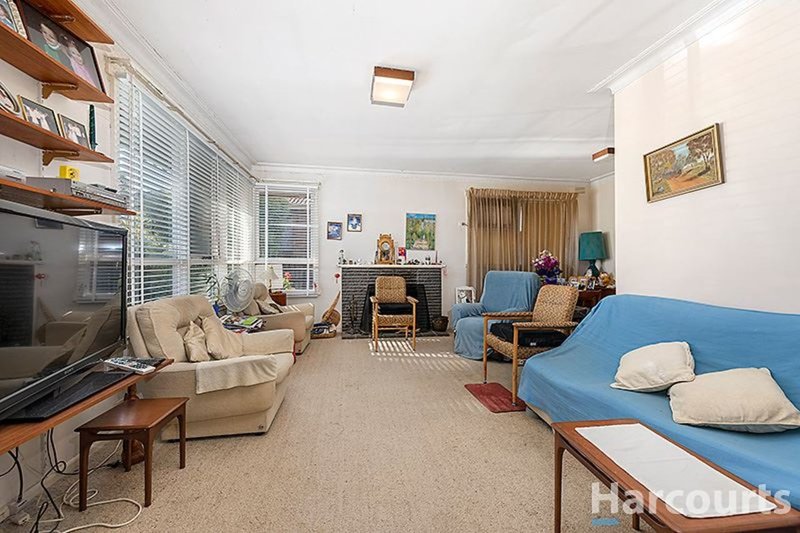 Photo - 24 Florence Street, Glen Waverley VIC 3150 - Image 3