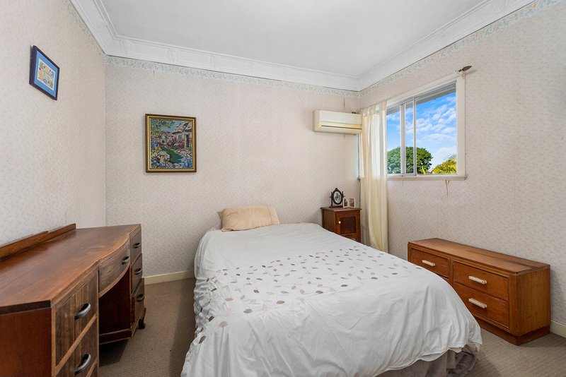 Photo - 24 Forrest Street, Everton Park QLD 4053 - Image 13