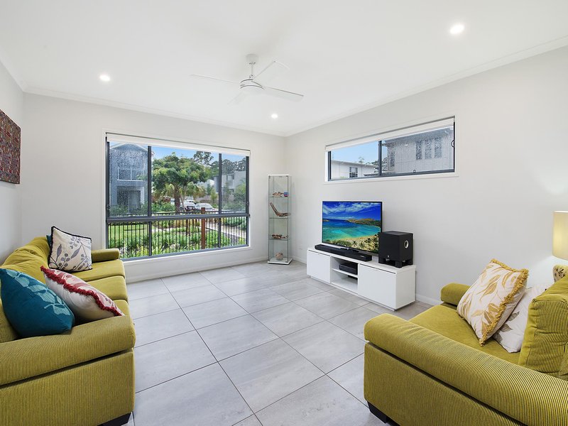 Photo - 24 Fraser Avenue , Maroochydore QLD 4558 - Image 6