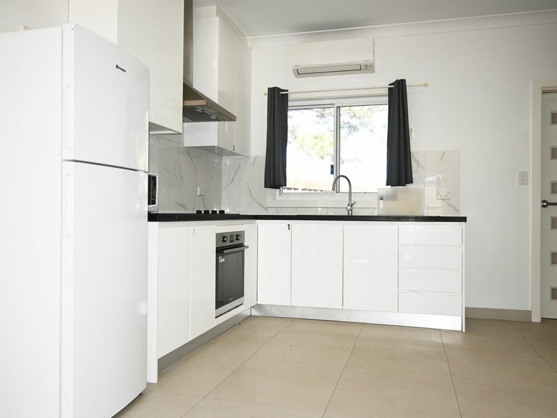 Photo - 24 Fraser Rd , Canley Vale NSW 2166 - Image 3