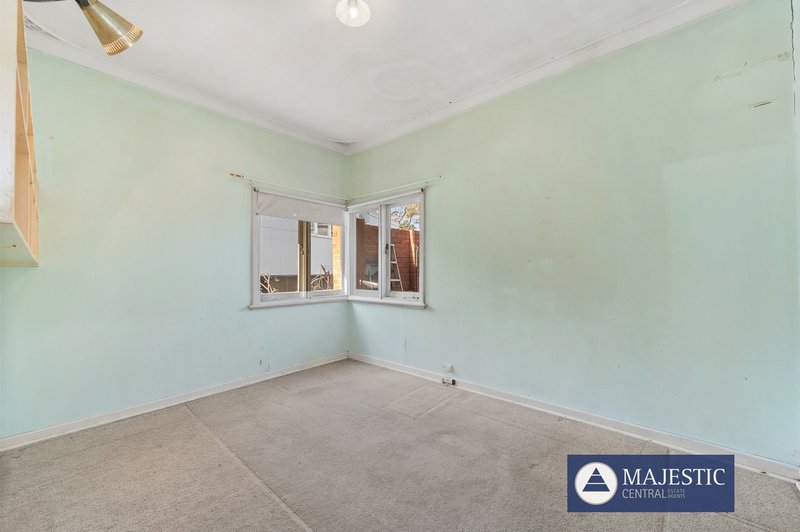 Photo - 24 Fraser Street, East Fremantle WA 6158 - Image 12