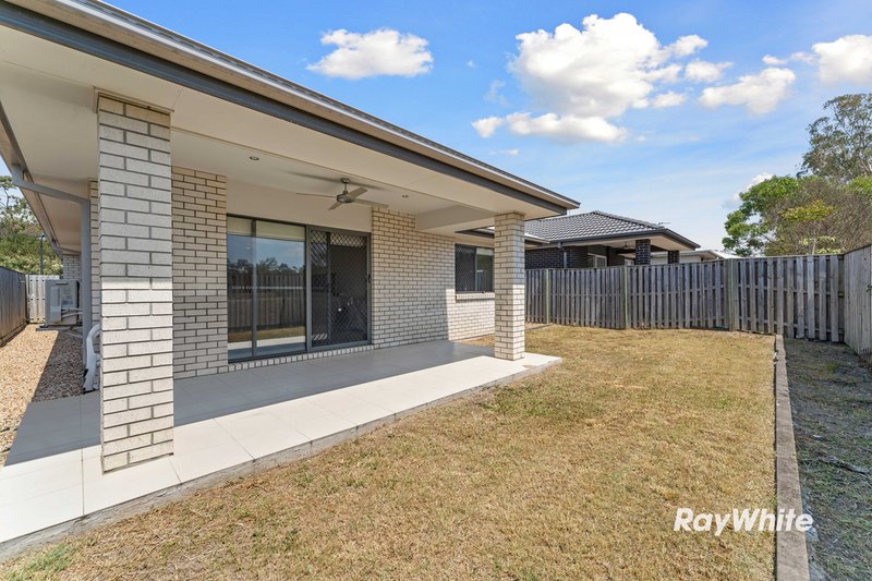 Photo - 24 Frederick Place, Park Ridge QLD 4125 - Image 7