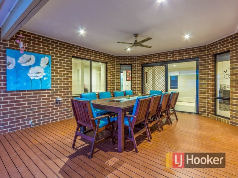 Photo - 24 Gallery Way, Pakenham VIC 3810 - Image 17