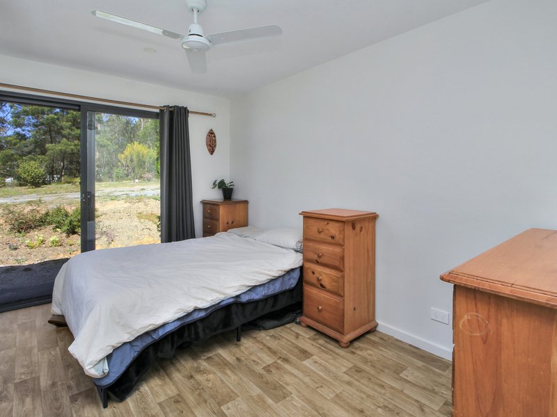 Photo - 24 Gardam Court, Bruthen VIC 3885 - Image 5