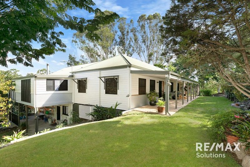 Photo - 24 Garrawin Court, Clear Mountain QLD 4500 - Image 3