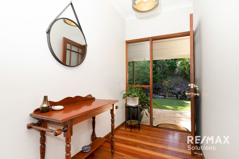 Photo - 24 Garrawin Court, Clear Mountain QLD 4500 - Image 4