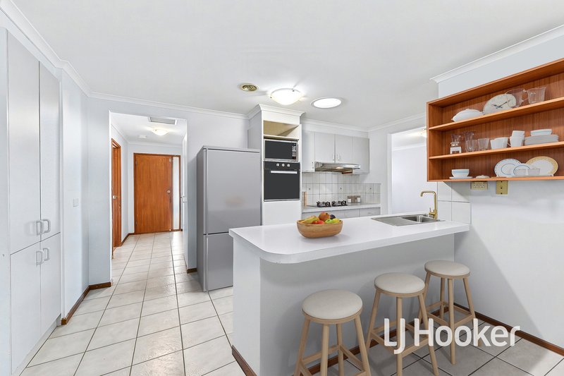 Photo - 24 General Joshua Drive, Hampton Park VIC 3976 - Image 2