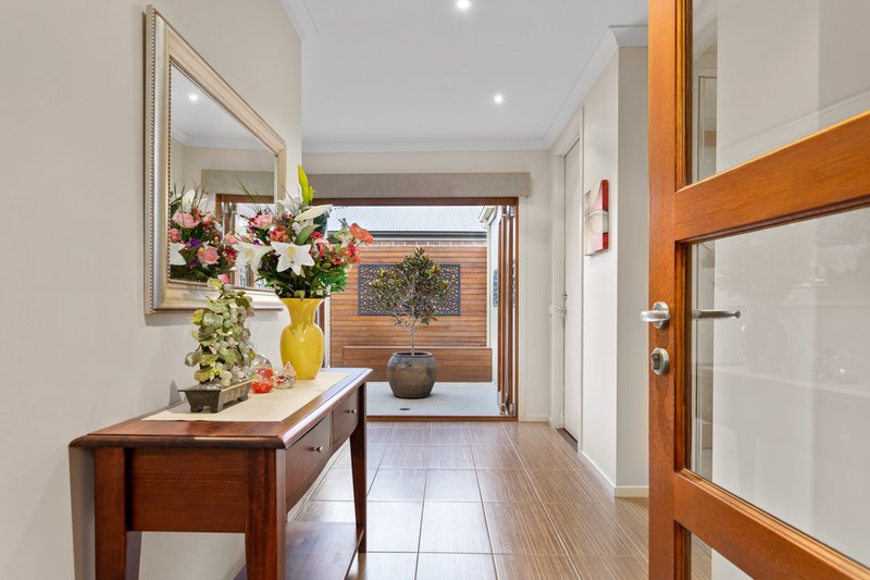 Photo - 24 Geranium Grove, Mernda VIC 3754 - Image 2