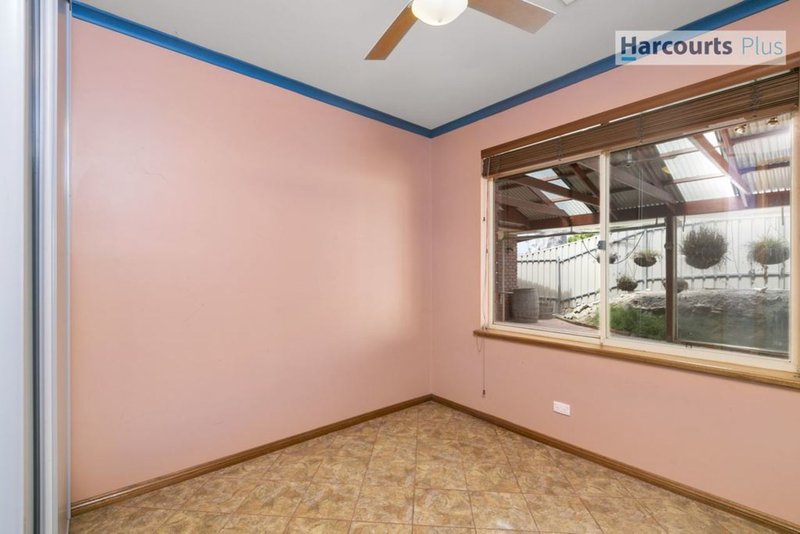 Photo - 24 Glade Crescent, Hallett Cove SA 5158 - Image 10