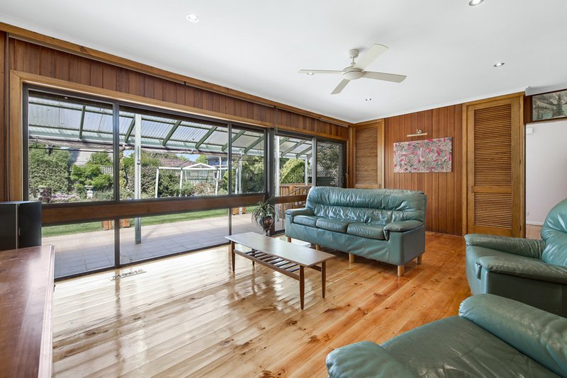 Photo - 24 Glencairn Street, Mulgrave VIC 3170 - Image 7