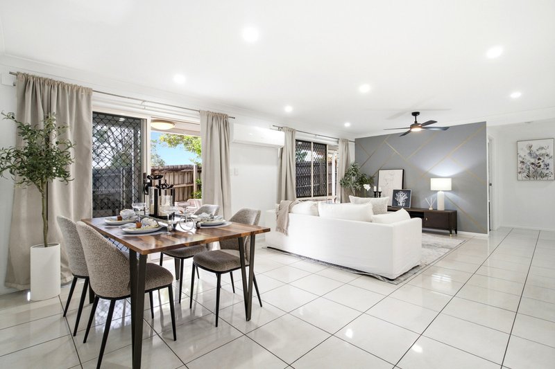 Photo - 24 Glenhaven Place, Durack QLD 4077 - Image 10