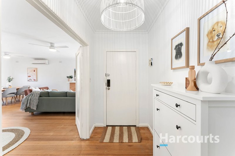 Photo - 24 Golf Road, Oakleigh South VIC 3167 - Image 5