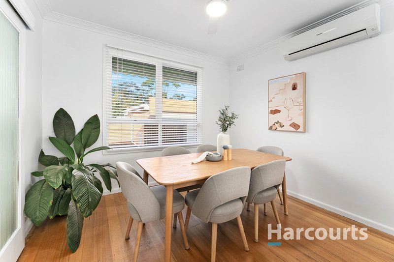 Photo - 24 Golf Road, Oakleigh South VIC 3167 - Image 9