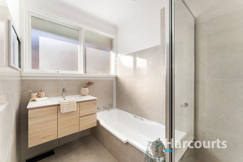 Photo - 24 Golf Road, Oakleigh South VIC 3167 - Image 13