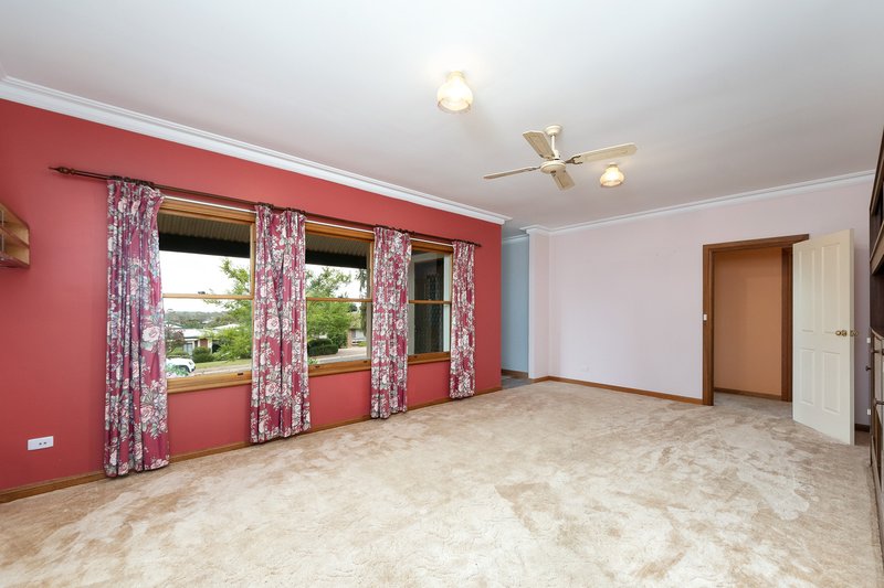 Photo - 24 Gollan Avenue, Strathalbyn SA 5255 - Image 9