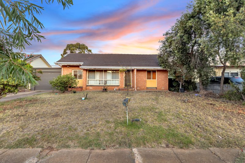 Photo - 24 Gores Road, Davoren Park SA 5113 - Image 4