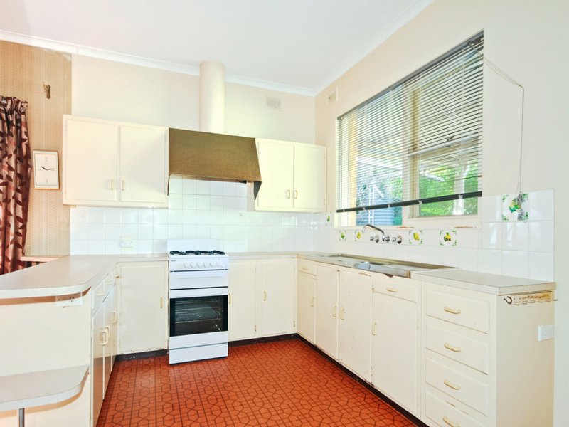 Photo - 24 Grace Road, Darlington SA 5047 - Image 2