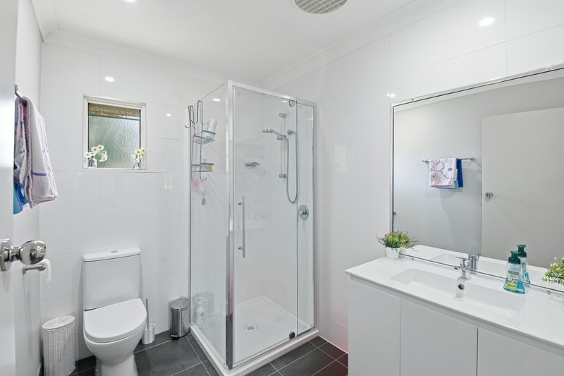 Photo - 2/4 Graves Street, North Mackay QLD 4740 - Image 7
