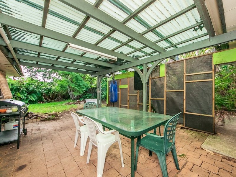 Photo - 24 Grebe Place, Burleigh Waters QLD 4220 - Image 10