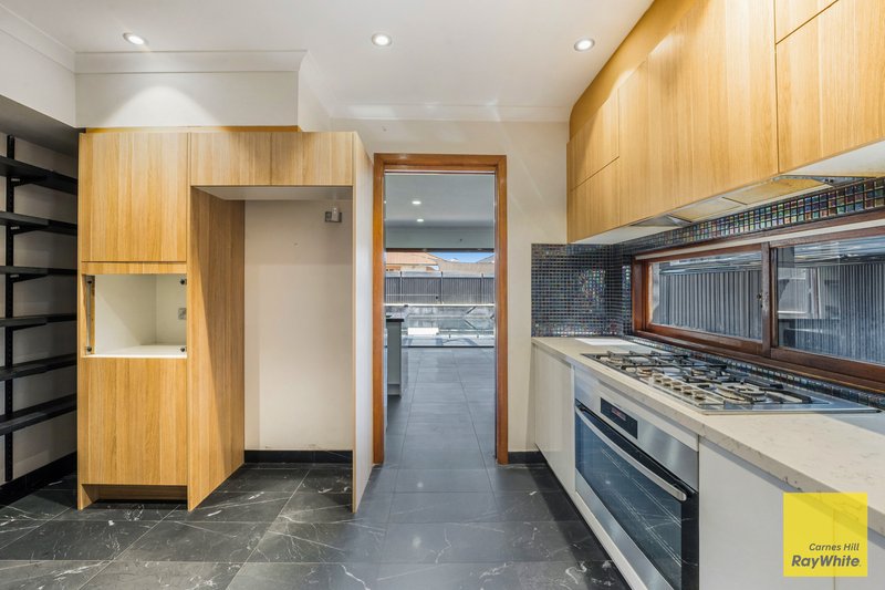 Photo - 24 Greenway Drive, West Hoxton NSW 2171 - Image 14