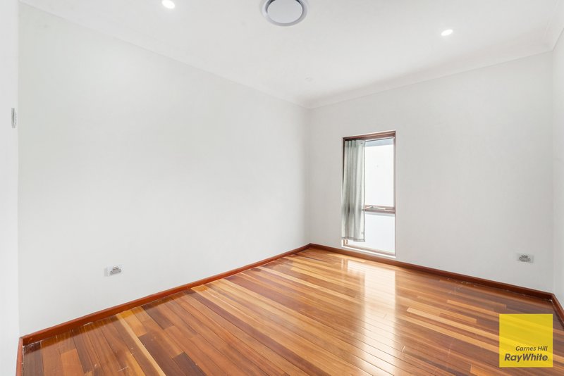 Photo - 24 Greenway Drive, West Hoxton NSW 2171 - Image 20