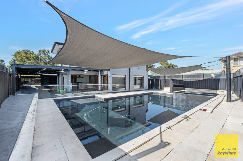 Photo - 24 Greenway Drive, West Hoxton NSW 2171 - Image 27