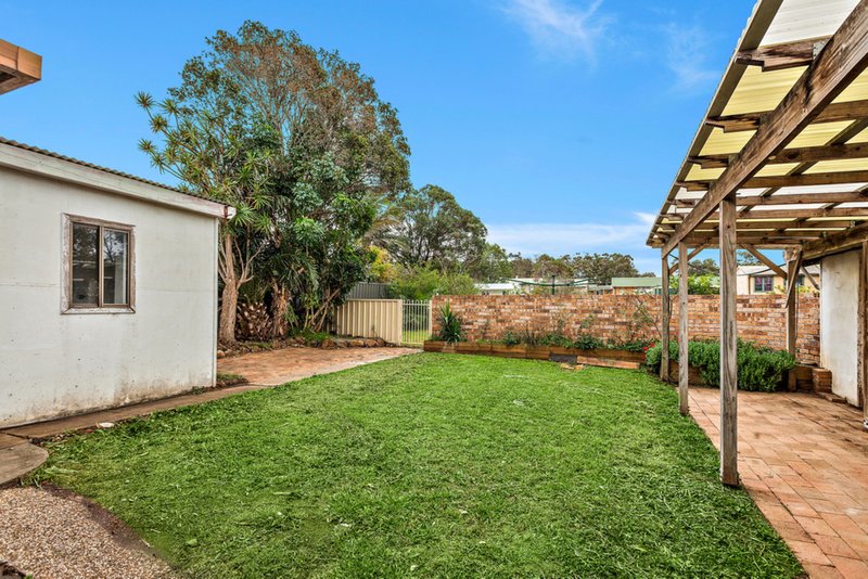 Photo - 24 Gregory Avenue, East Corrimal NSW 2518 - Image 8