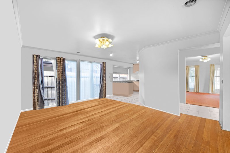 Photo - 24 Gresham Way, Sunshine West VIC 3020 - Image 10