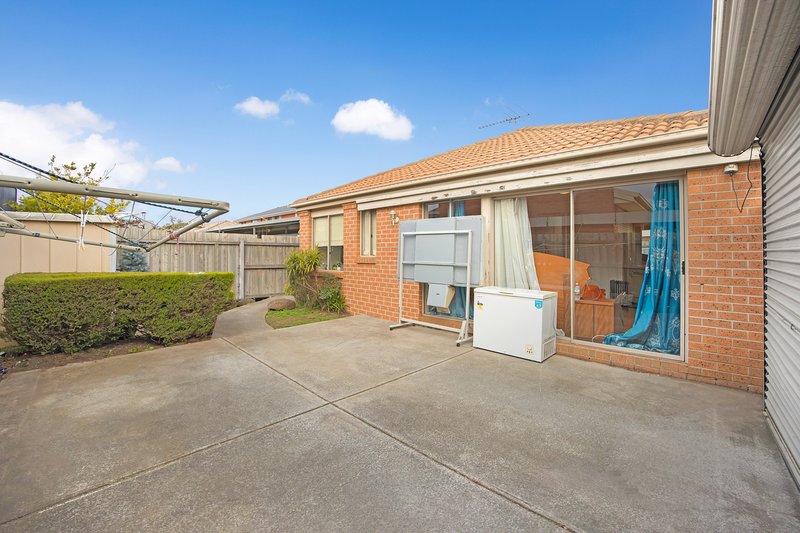 Photo - 24 Gresham Way, Sunshine West VIC 3020 - Image 16