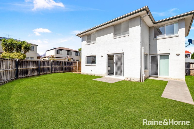 Photo - 24 Greygum Avenue, Rouse Hill NSW 2155 - Image 9