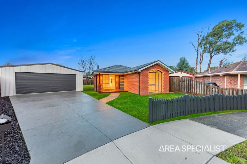 Photo - 24 Gullquist Way, Pakenham VIC 3810 - Image 23