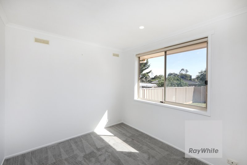 Photo - 24 Haig Place, Attwood VIC 3049 - Image 9