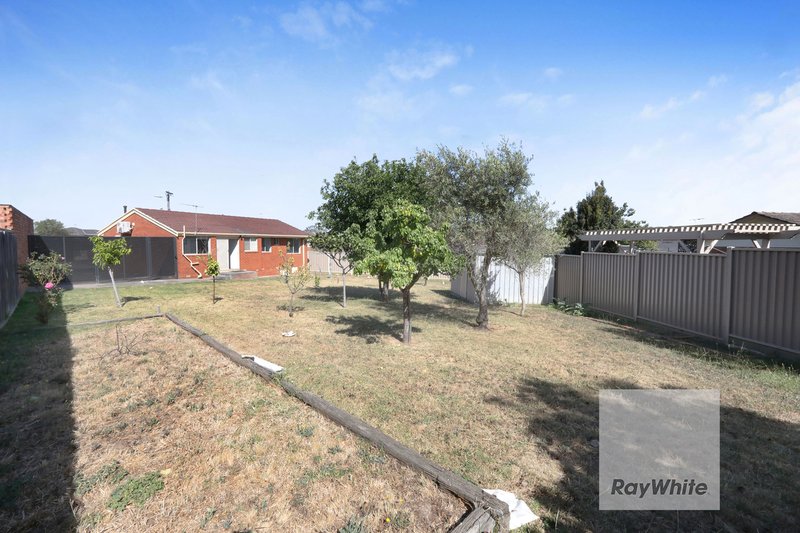 Photo - 24 Haig Place, Attwood VIC 3049 - Image 11