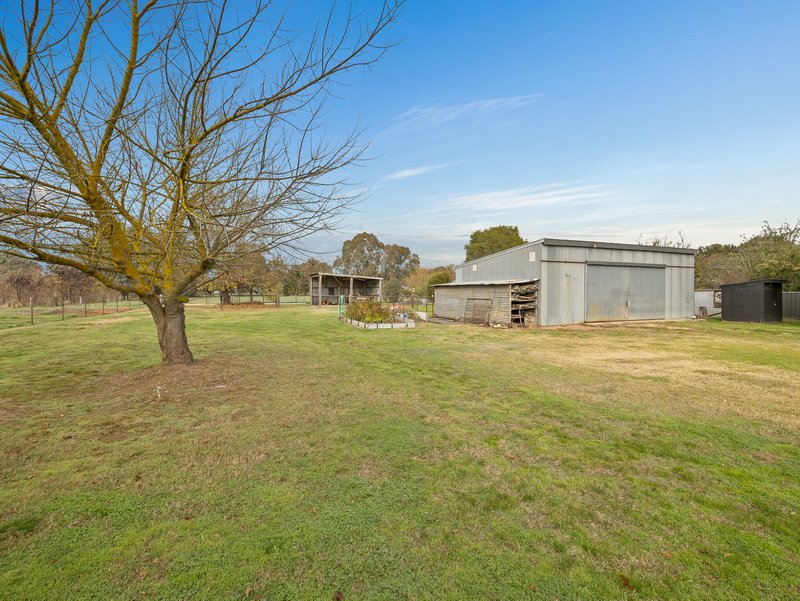 Photo - 24 Hairs Lane, Benalla VIC 3672 - Image 17