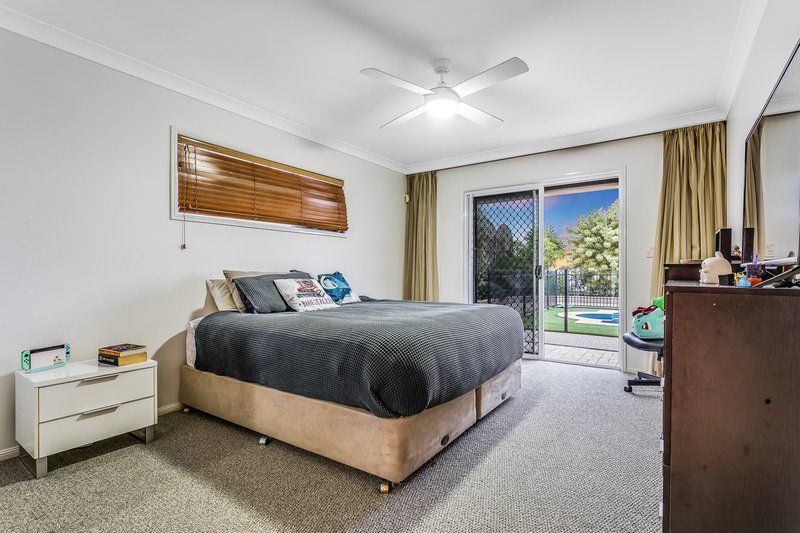 Photo - 24 Hampstead Outlook, Murrumba Downs QLD 4503 - Image 21